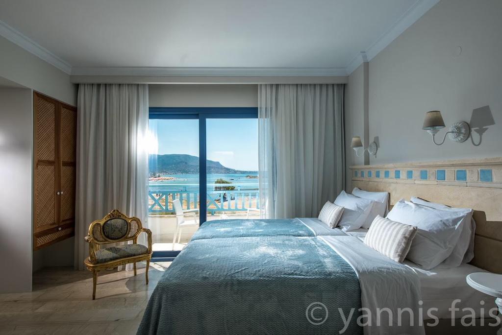 Pyrgos Blue Lejlighedshotel Malia Eksteriør billede